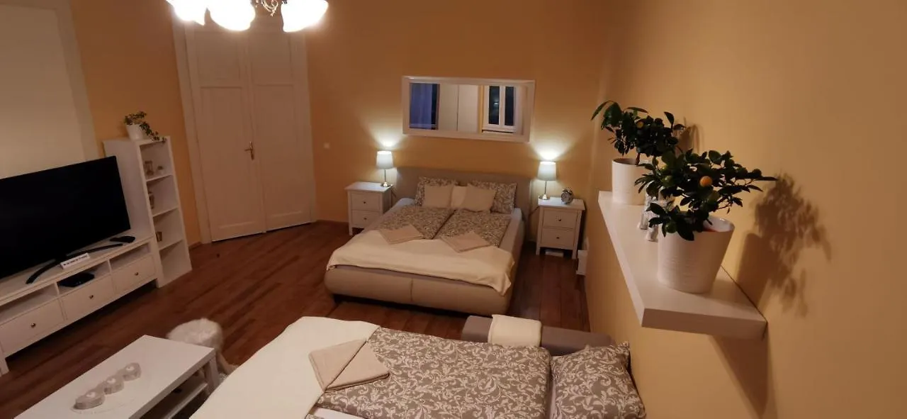 Corvin City Center Kisfaludy Apartman Apartment Budapest Hungary