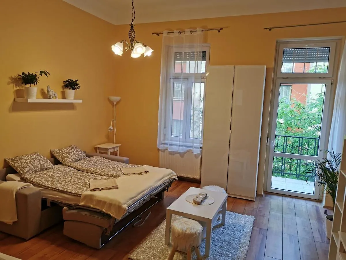 Corvin City Center Kisfaludy Apartman Apartment Budapest